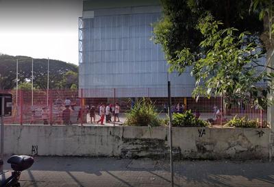 Pais denunciam que diretor de escola pública sumiu com R$ 30 mil de excursão