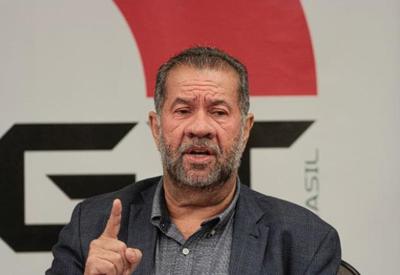 Oposição pede saída de Carlos Lupi após operação contra fraude no INSS