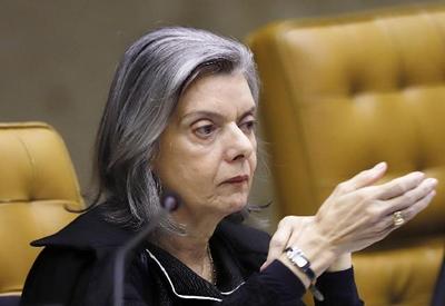 Cármen Lúcia cobra PGR sobre ataques de Bolsonaro às urnas eletrônicas