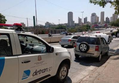 Carro com mais de 1000 multas é apreendido em São Paulo