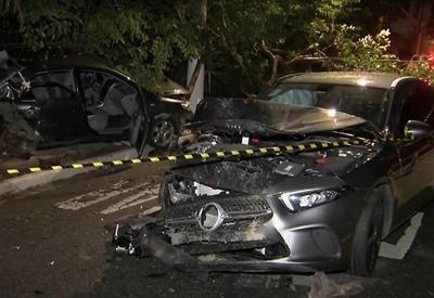 Acidente com carro de luxo faz vítima fatal e 5 feridos