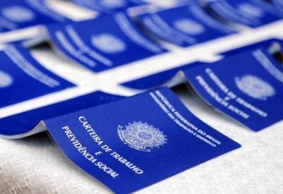 Brasil cria 148,9 mil empregos com carteira assinada em maio, aponta Caged