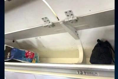 Casal é retirado de aeronave em confusão por bagagem 