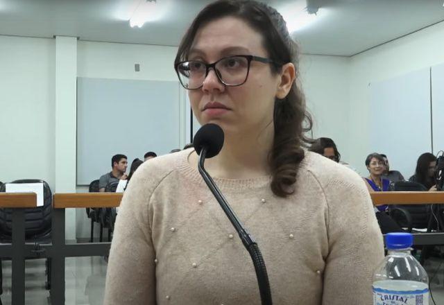 Yasmin Vaz, ré pela tortura e morte de Miguel, filho dela, em Imbé, no Rio Grande do Sul. Foto: Reprodução/Youtube