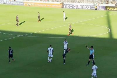 Chapecoense, Corinthians e Flamengo vencem e ficam próximos do título estadual