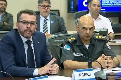 Chefes das polícias Militar e Civil do Rio se reúnem pela primeira vez