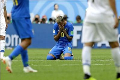 Choro de Neymar após fim do jogo chama a atenção do mundo