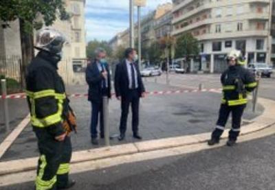Suspeito do ataque em Nice foi detido e transportado para o hospital