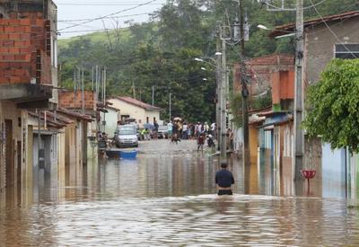 Chuvas deixam pelo menos 11 mortos em MG, ES, SC e BA