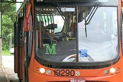 Cidade do Paraná reduz preço da passagem de ônibus em R$1,35