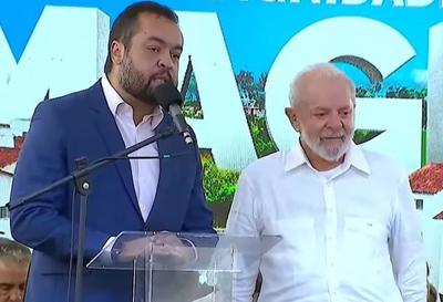 Lula troca afagos com Cláudio Castro em entrega do Minha Casa, Minha Vida: "Vamos investir no Rio"