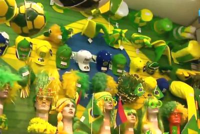 Comerciantes esperam desencalhar estoque do último Mundial 