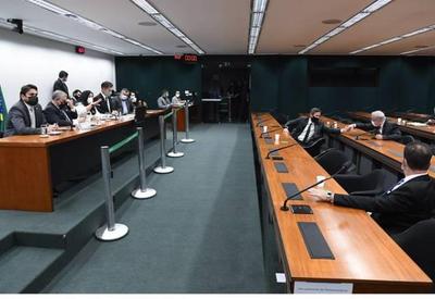 Comissão mista aprova preliminar da Lei de Diretrizes Orçamentárias de 2022