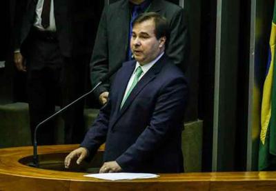 Congresso estuda adiar 1º turno da eleição, diz Rodrigo Maia