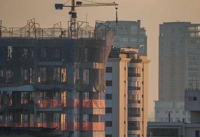 Custos da construção civil desaceleram para 0,15% em novembro, mostra IBGE