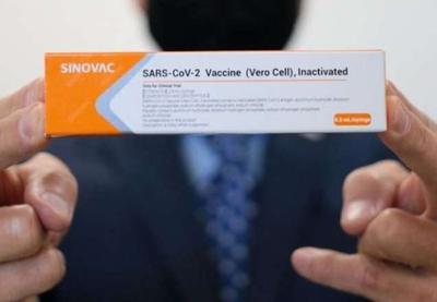 CoronaVac é a vacina mais promissora para imunização em massa, diz diretor do Butantan