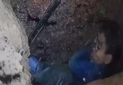 Menino de cinco anos é resgatado de poço no Marrocos