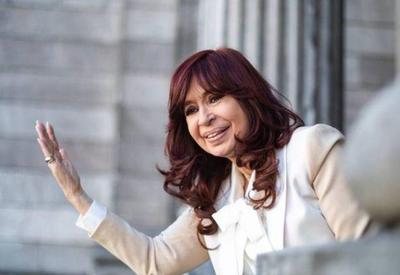Cristina Kirchner sofre atentado; brasileiro é preso. Veja vídeos