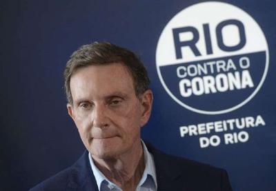Crivella anuncia que vai reabrir comércio no Rio "aos poucos"