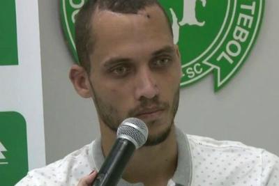 Depois de quase um mês internado, Neto recebe alta e volta para casa