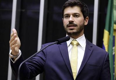 PSL recebe pedido de expulsão do deputado Daniel Silveira 