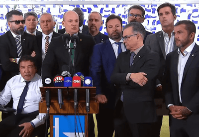 Oposição deve retomar em fevereiro pedido de impeachment contra Moraes e Toffoli