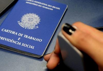 Brasil criou 253 mil vagas de emprego em outubro, afirma Caged