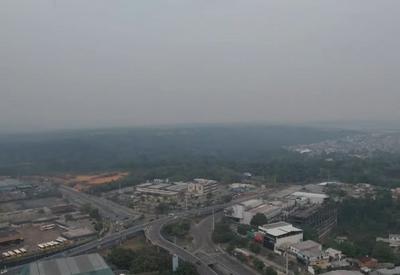 Onda de fumaça cobre Manaus em decorrência de queimadas  