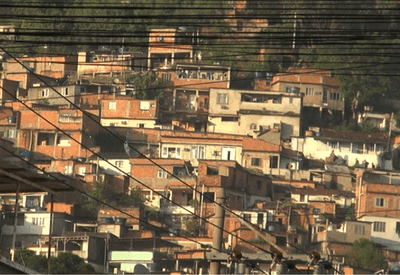 Tiroteio afeta funcionamento de escolas e serviços de saúde em comunidades da zona norte do Rio 