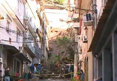 Deslizamento de terra deixa sete famílias desalojadas no Rio de Janeiro
