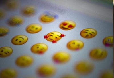 Hoje é Dia Mundial do Emoji