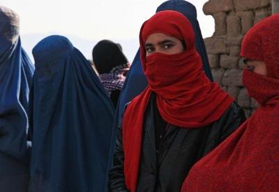 Talibã considera infundadas preocupações da ONU sobre direitos das mulheres