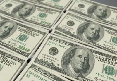 Dólar chega a R$ 5 pela primeira vez na história