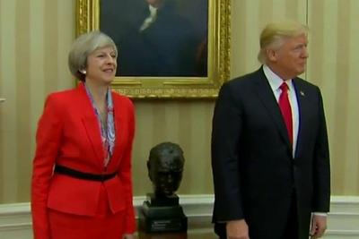 Donald Trump se reúne com a primeira-ministra do Reino Unido