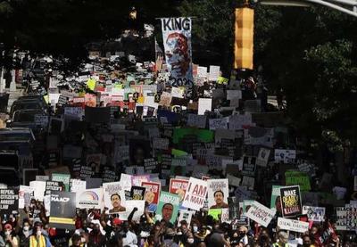 EUA: Morte de mais um homem negro reacende manifestações contra o racismo