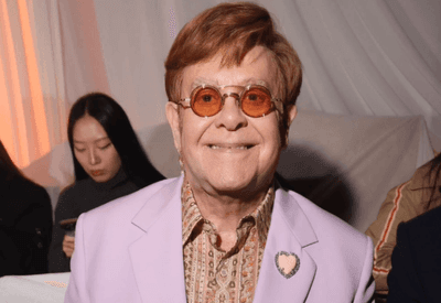 Elton John relata que perdeu a visão e tem dificuldade para enxergar seu novo musical
