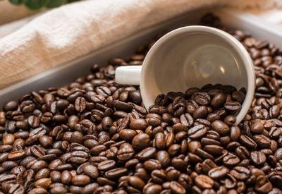 Preço do café sobe quase 6% em outubro, diz Associação de Supermercados