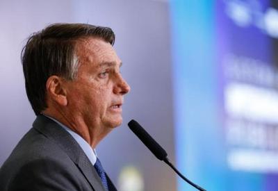 Em discurso, Bolsonaro cita CPI e questiona eficácia das vacinas