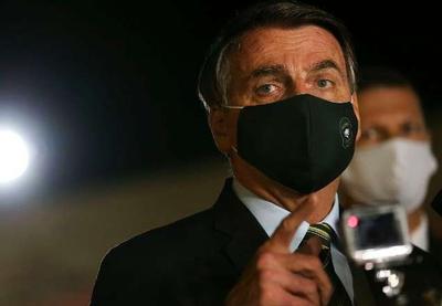 Em reunião, Bolsonaro e ministros criticam STF, governadores e imprensa
