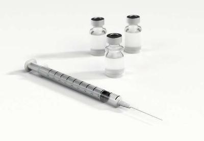 Empresa afirma que primeiros testes de vacina contra covid-19 foram eficazes