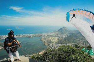 Empresário morre em acidente com parapente no Rio de Janeiro