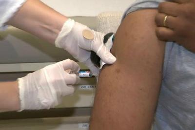 Empresas imunizam funcionários de obras perto de matas contra febre amarela
