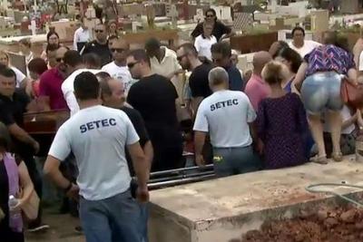 Enterradas em Campinas as 12 vítimas do massacre na noite do réveillon