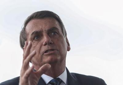 Bolsonaro rechaça ideia de tirar propriedades de condenados por crime ambiental