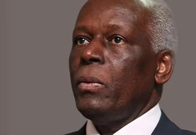 Ex-presidente angolano José Eduardo dos Santos morre aos 79 anos