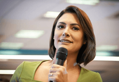 "Coerência e senso de justiça", diz Michelle Bolsonaro sobre voto de Luiz Fux 