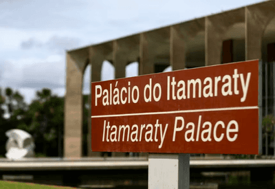 Itamaraty abre inscrições para concurso de diplomata com 50 vagas e salário inicial de R$ 22,5 mil