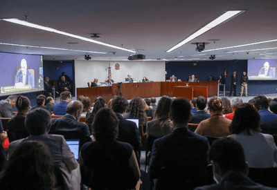 Governistas acompanham julgamento do “Núcleo 1” no STF; aliados de Bolsonaro não comparecem