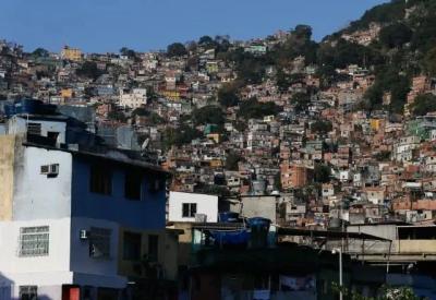 Governo anuncia implementação de CEP em todas as favelas brasileiras 