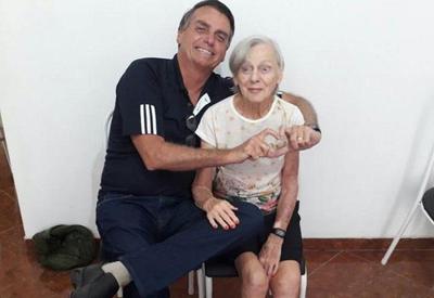 Mãe de Jair Bolsonaro é internada em hospital no interior de São Paulo